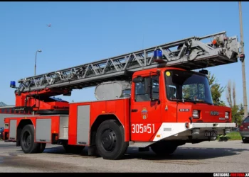 30 lat niskopodwoziowej drabiny DLK 23-12 w polskiej straży pożarnej