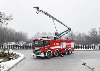 Ciężki samochód ratowniczo – gaśniczy dla PKN Orlen