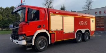 Ciężka Scania trafiła do JRG 2 Kędzierzyn-Koźle [FOTO]
