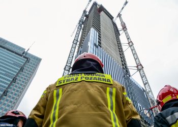 MSWiA zapowiada dodatek stołeczny dla strażaków