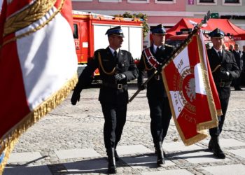 Radomska straż pożarna odebrała nowy wóz