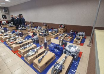 Wielkopolskie OSP doposażone w zestawy narzędzi hydraulicznych