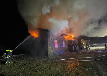 Pożar budynku w miejscowości Łapino