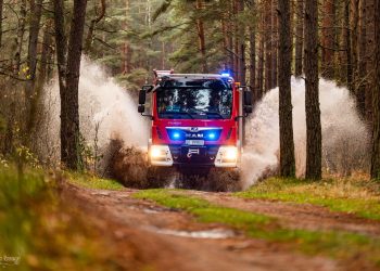 Jednostka Ratowniczo – Gaśnicza w Mońkach ma nowy wóz [FOTO]