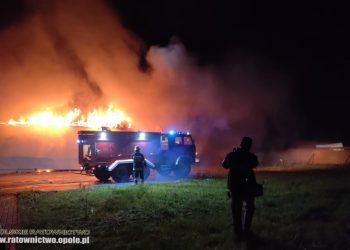 Pożar kompleksu hotelowego w Chrząstowicach. Jedna osoba nie żyje
