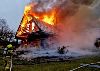 Pożar budynku mieszkalnego w miejscowości Półwieś w gminie Gniew