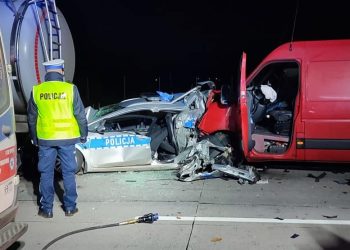 Wypadek na autostradzie A4. Ranni policjanci