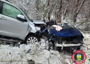 Śmiertelny wypadek w Hucie Szklanej. Nie żyje kobieta