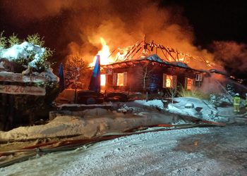 Pożar karczmy w miejscowości Wielącza. Straty liczone w milionach złotych