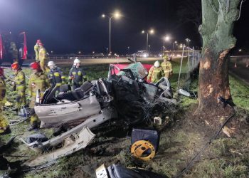 Wypadek na S8 w powiecie wyszkowskim. Nie żyją dwie osoby