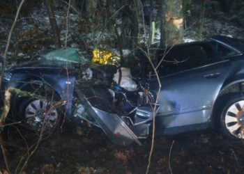 Tragedia pod Kościerzyną. Nie żyją rodzice, dziecko ranne [AKTUALIZACJA]