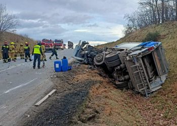 Wypadek koło Dzierżoniowa. Nie żyją trzy osoby