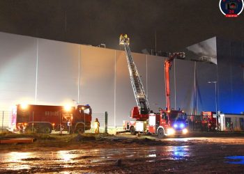 Duży pożar w Małopolu. W akcji blisko 150 strażaków