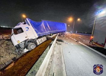 Zderzenie ciężarówek na S8. Jedna osoba poszkodowana