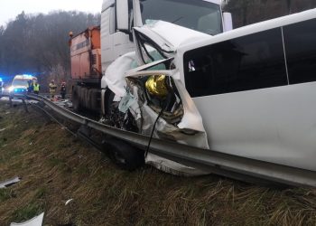 Tragiczny wypadek na DK75. Nie żyją dwie osoby