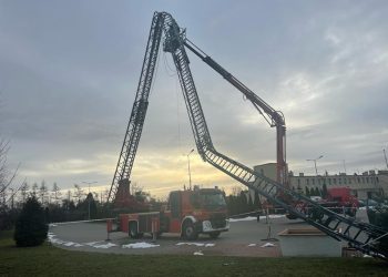 Przetarg na drabinę. Komenda Wojewódzka PSP unieważnia wybór Rosenbauera