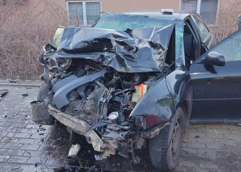 Tragiczny wypadek na drodze krajowej nr 50. Nie żyje 37-latek