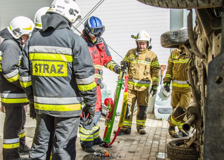 Foto. Chodzieskie Służby Alarmowo