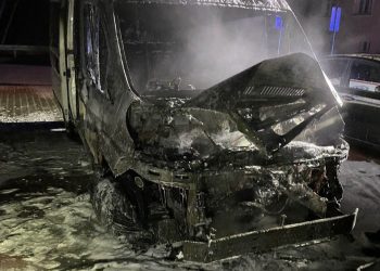 Seria pożarów w Radłowie woj. Małopolskie. Spłonęła karetka należąca do fundacji Moc Przyszłości.