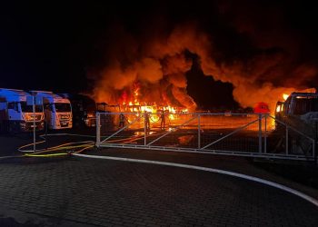 Kolejny pożar ciężarówek w Osiecznicy