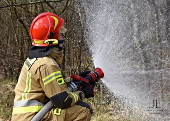 Strażackie ćwiczenia na poligonie drawskim