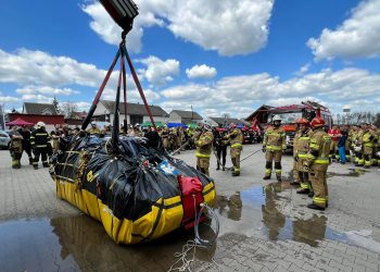 O elektrykach i ratownictwie technicznym czyli warsztaty „Fire & Rescue” w Dziewulach
