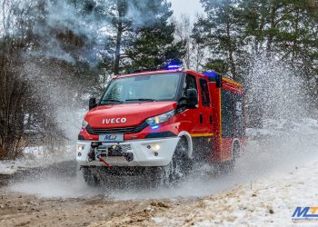 Druhowie z OSP w Nowej Wsi mają nowe Iveco