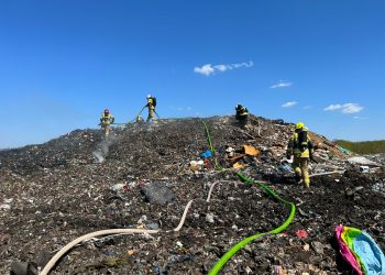 Pożar na składowisku odpadów w Czarnówku
