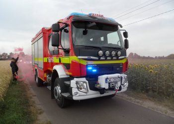 Ochotnicza Straż Pożarna w Bierzynie z nowym wozem