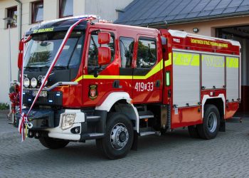 Druhowie z OSP Nagłowice zyskali nowy wóz