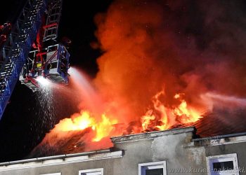 Pożar kamienicy w Nakle nad Notecią. Jedna osoba nie żyje