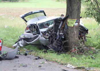 Wypadek w Chorkówce. Kierowca trafił do szpitala