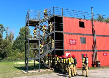 Honorowa Wspinaczka na poligonie Akademii Pożarniczej