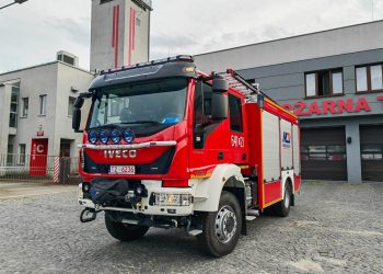 Pierwsze GBA z funkcją cięcia trafiły do Państwowej Straży Pożarnej