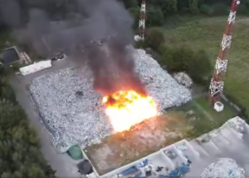 Pożar na składowisku odpadów w Nowym Miszewie