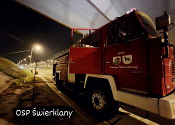 Wystrzał opony w Jelczu. Druhowie nie dojechali do zdarzenia