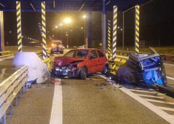 Dwa zdarzenia na bramkach S8 jednego dnia