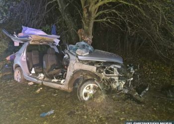 16-latek zabrał rodzicom samochód. Miał wypadek