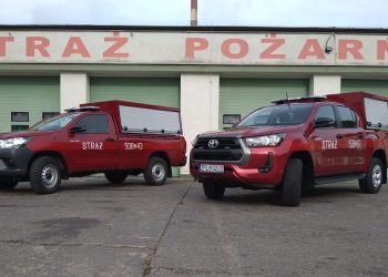 Zakładowa Straż Pożarna 'POLICE’ z nowymi samochodami