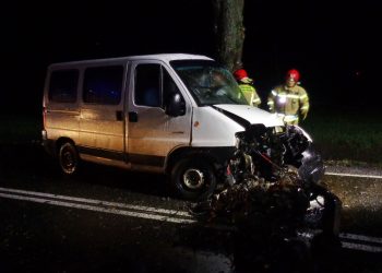 Wypadek na DW-178. Nie żyje młody kierowca