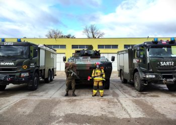 Otwarcie ofert w przetargu na samochody dla Wojskowej Straży Pożarnej