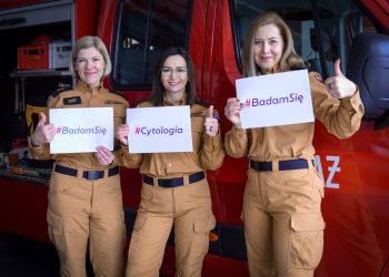 Funkcjonariuszki PSP zachęcają do badań cytologicznych