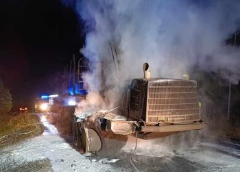 Węglów. Pożar maszyny leśnej „Forwarder”