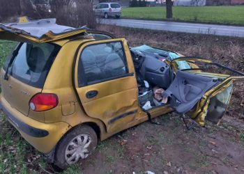 Wypadek w powiecie kościańskim. Wezwano śmigłowiec LPR