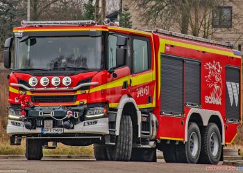Druhowie z OSP Moszczenica zyskali nową ciężką Scanię [FOTO]