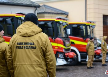 Komenda Główna PSP zamawia kolejną partię umundurowania