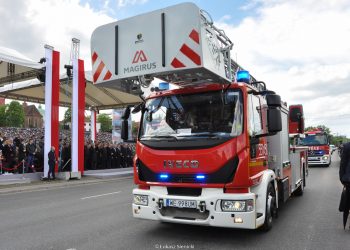 Drabiny dla KM PSP w Warszawie. Jeden chętny