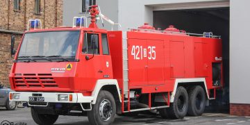 Ciężki proszkowy Steyr kędzierzyńskich strażaków