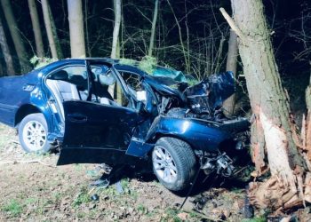 Tragedia na drodze. Nie żyją młodzi mężczyźni