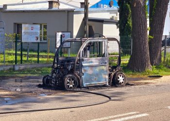 Pożar małego ‘elektryka’ w Jankach